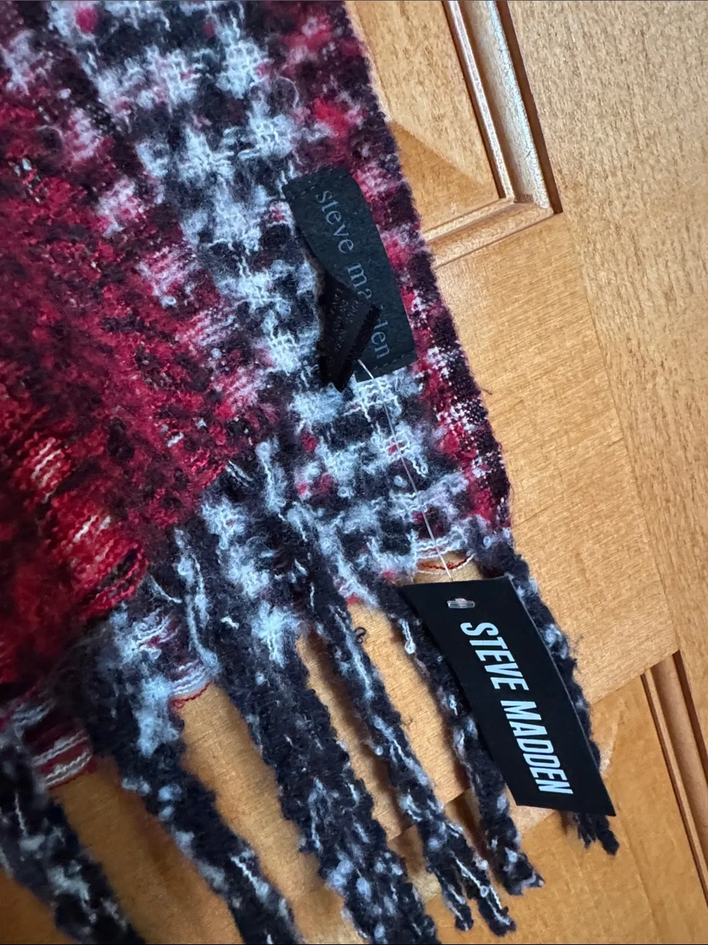 NWT Steve Madden Reversible Red and Black Plaid Fringe Scarf Wrap